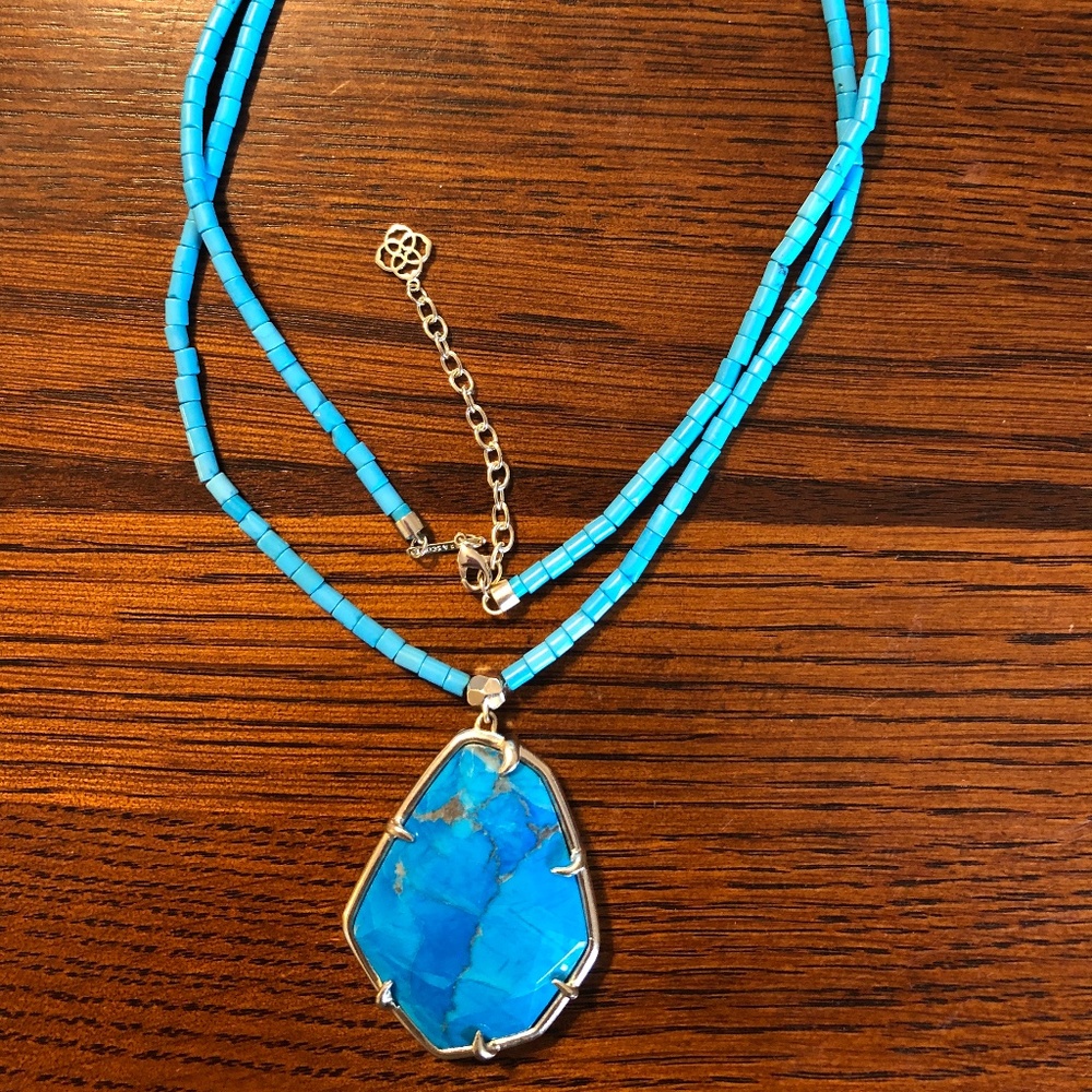Used Kendra Scott jewelry